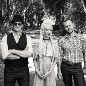 Los sonidos americanos desde Australia de The April Family.