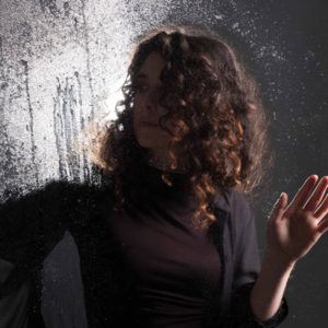 Nuevo lanzamiento de la estadounidense Sara Hartman.