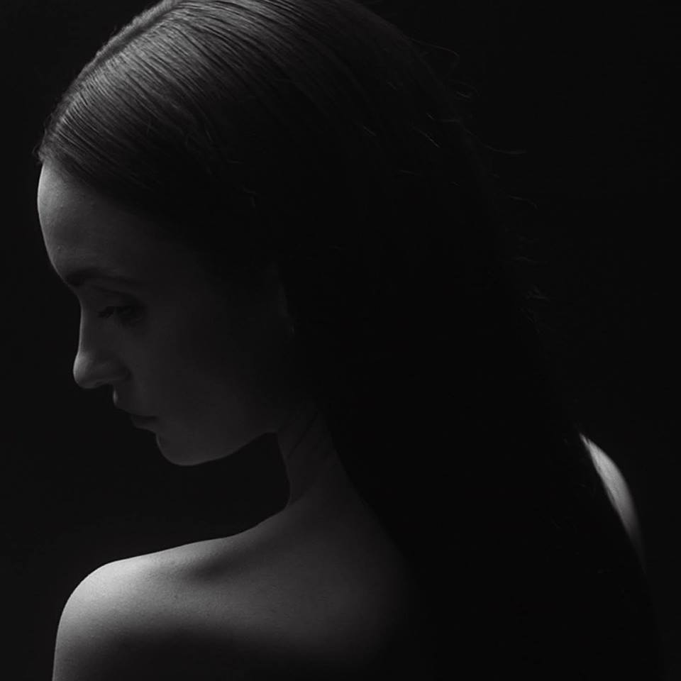 imagen 4 de Segundo video de la sugerente cantante Carmen Rosa.