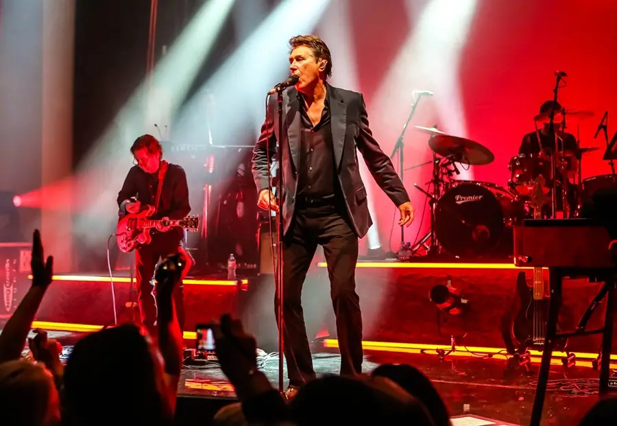 No soy capaz de mandar un email, tengo un portátil pero lo uso más que nada para guardar fotos.