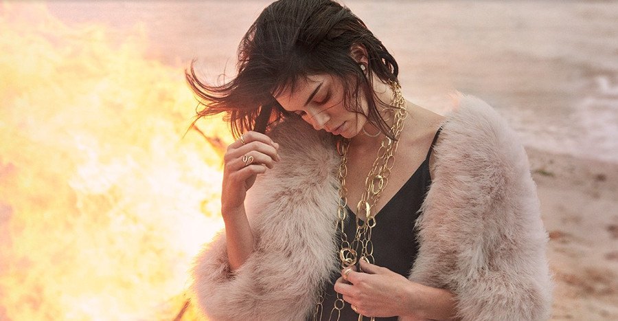 imagen de joyas de Kendall Jenner