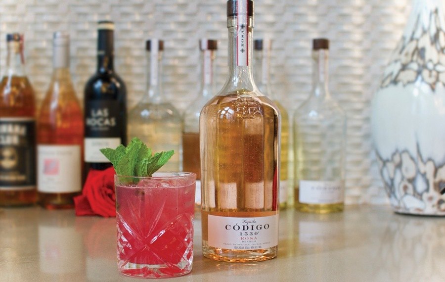 imagen 4 de Tequila rosa de Código 1530: el tequila también se rinde al poder rosa.