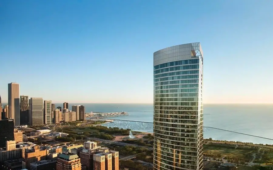 imagen 3 de 1000M, el exclusivo rascacielos que transforma el skyline de Chicago.