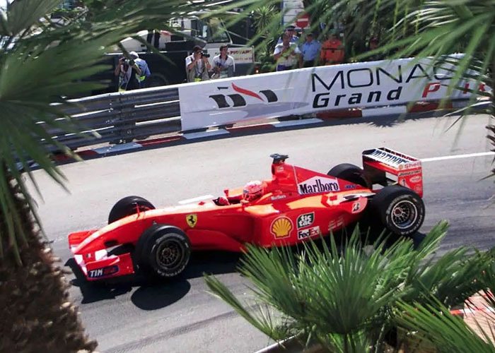 imagen 6 de A subasta el Ferrari F2001 de Michael Schumacher ¿Hacen unas vueltas?