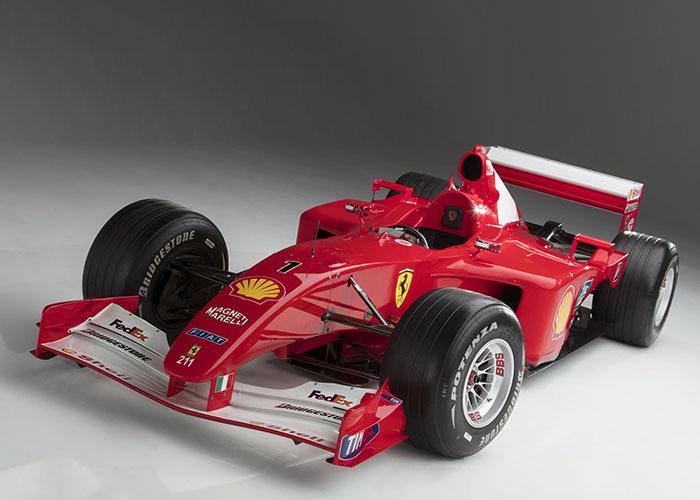 imagen 1 de A subasta el Ferrari F2001 de Michael Schumacher ¿Hacen unas vueltas?