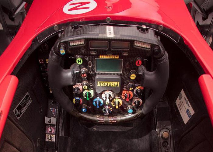imagen 10 de A subasta el Ferrari F2001 de Michael Schumacher ¿Hacen unas vueltas?
