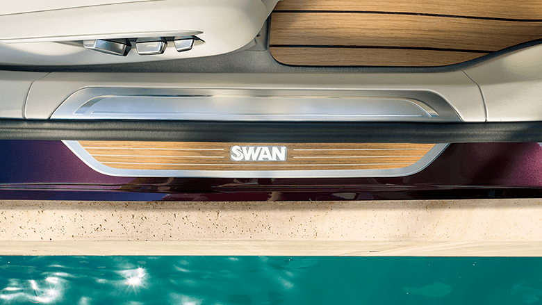 imagen 6 de BMW Individual M760Li inspirado por Nautor’s Swan: un coche único en el mundo.