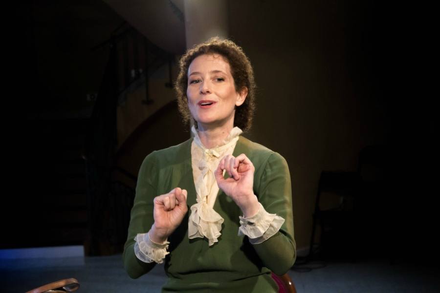 imagen 1 de Clara Sanchis vuelve al teatro Español en el papel de Virginia Woolf.