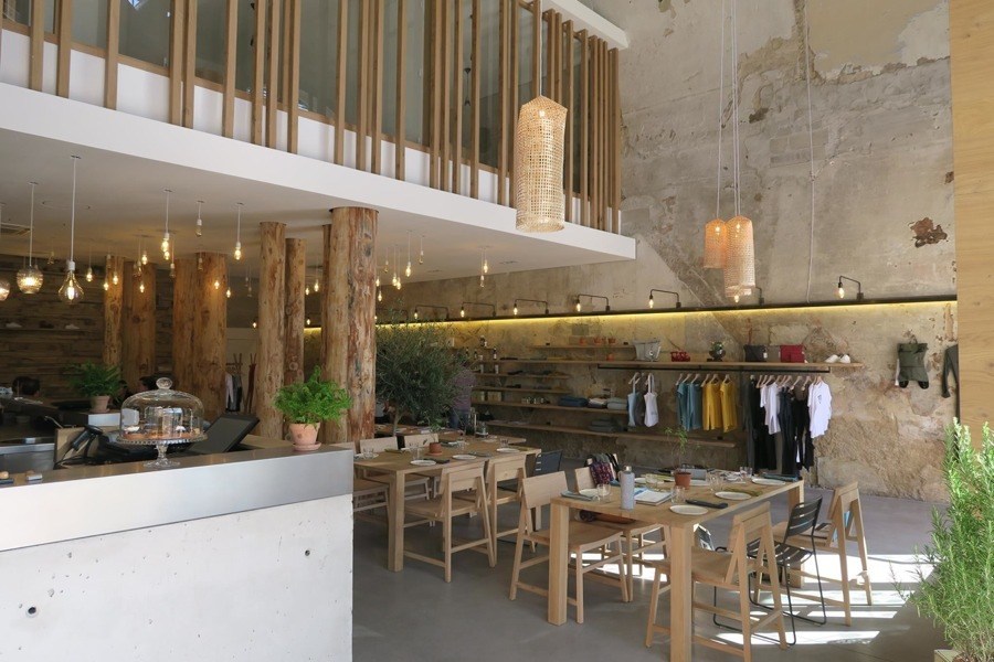 imagen 4 de Essentiel Lifestore, la tienda restaurante más eco de Marsella.
