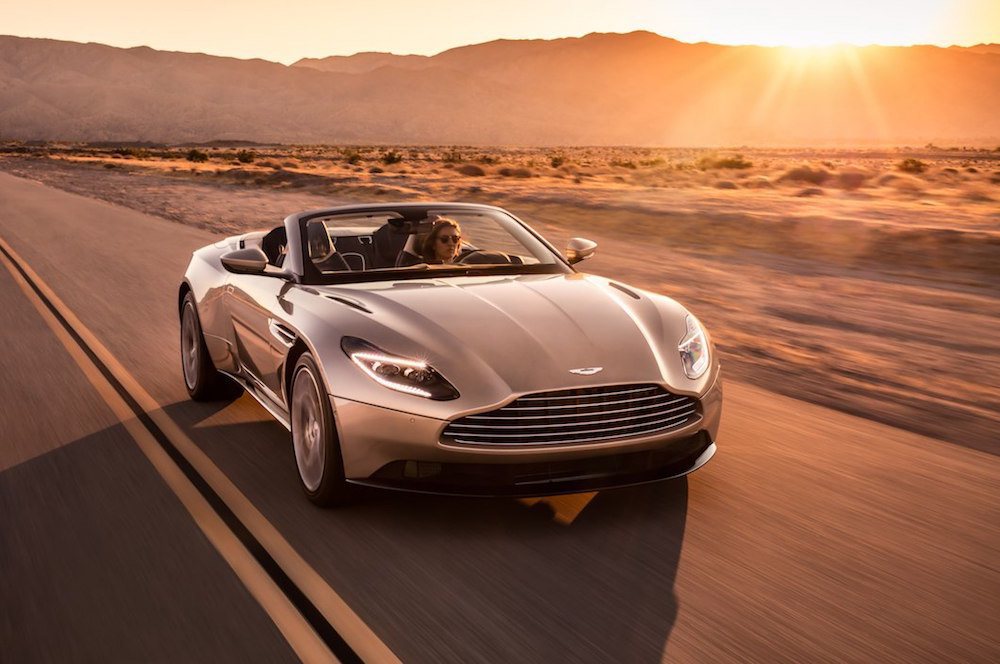 imagen de Aston Martin descapotable