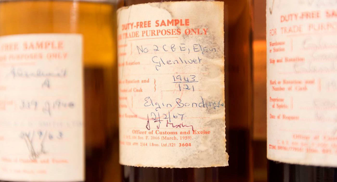 imagen 6 de Private Collection whisky Glenlivet 1943 by Gordon & MacPhail.
