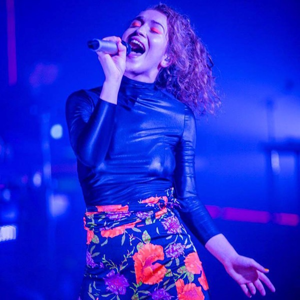 imagen 2 de Un poco de sana diversión con el nuevo single de Rae Morris.