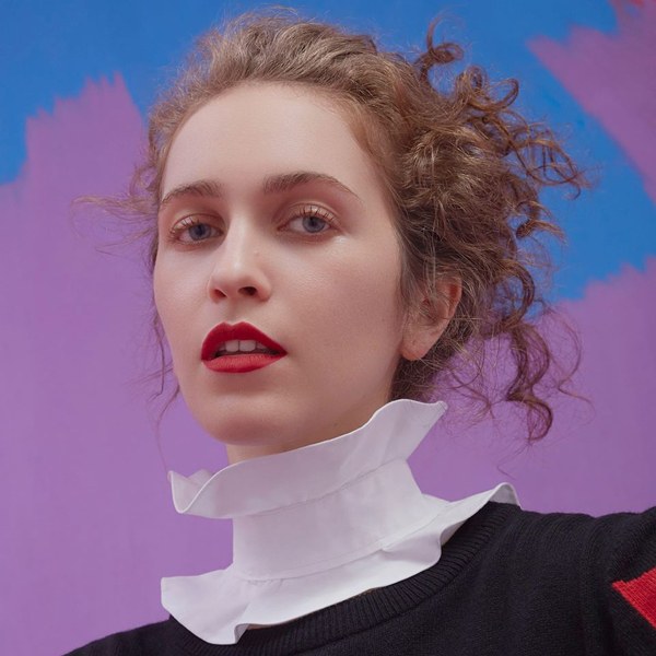 imagen 4 de Un poco de sana diversión con el nuevo single de Rae Morris.