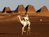 Las pirámides de Sudán, una maravilla sin turistas.
