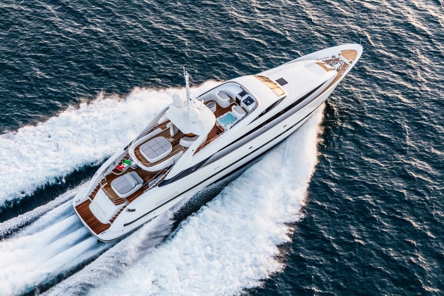 imagen 5 de Clorinda de ISA Yachts, un nuevo yate de lujo para perderte mar adentro.