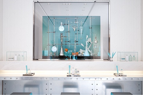 imagen 5 de The Blue Box Cafe, Tiffany & Co: Mesa y mantel para que desayunes con diamantes.