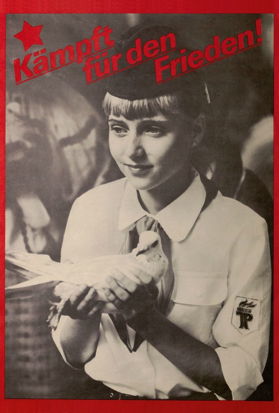 imagen 4 de The East German Handbook: la vida tras el telón de acero.