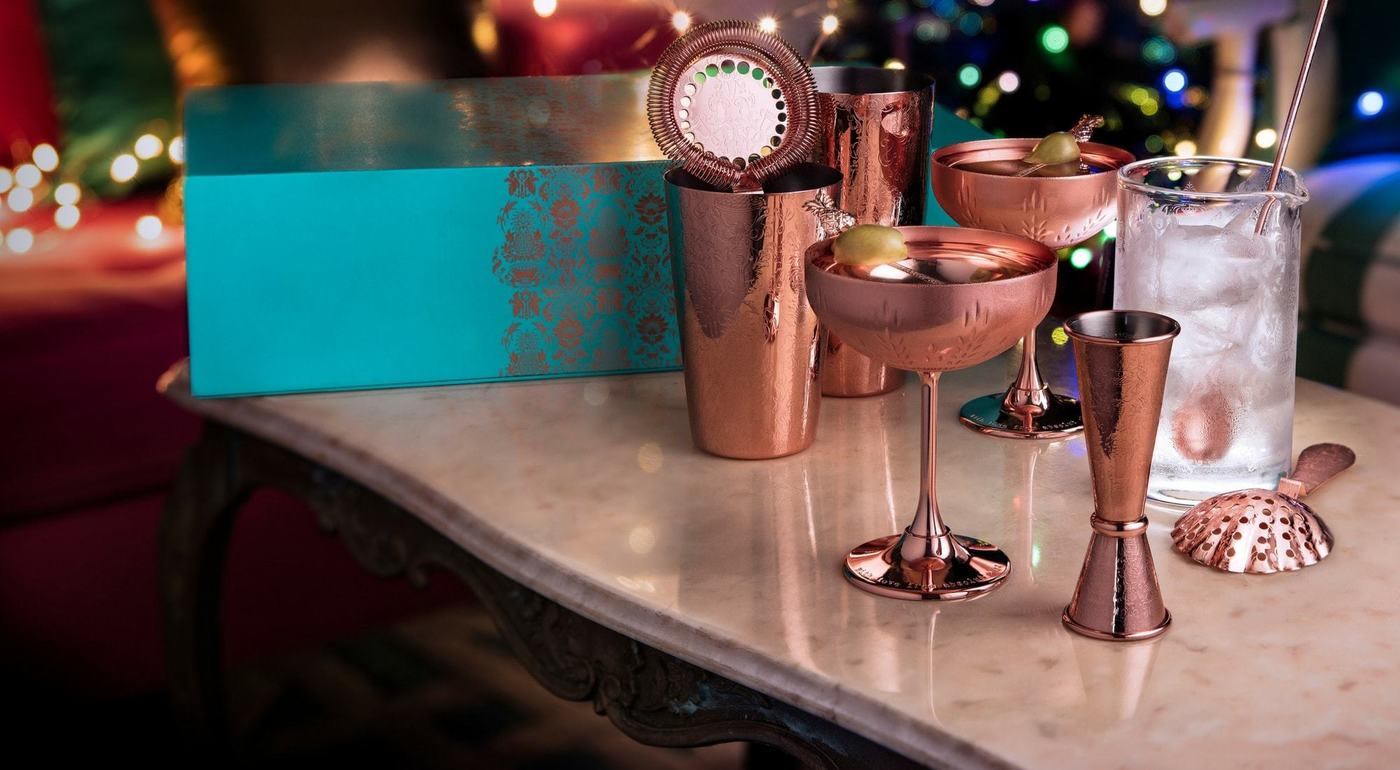 imagen 2 de Absolut Elyx: Vodka y cobre para celebrar la navidad.