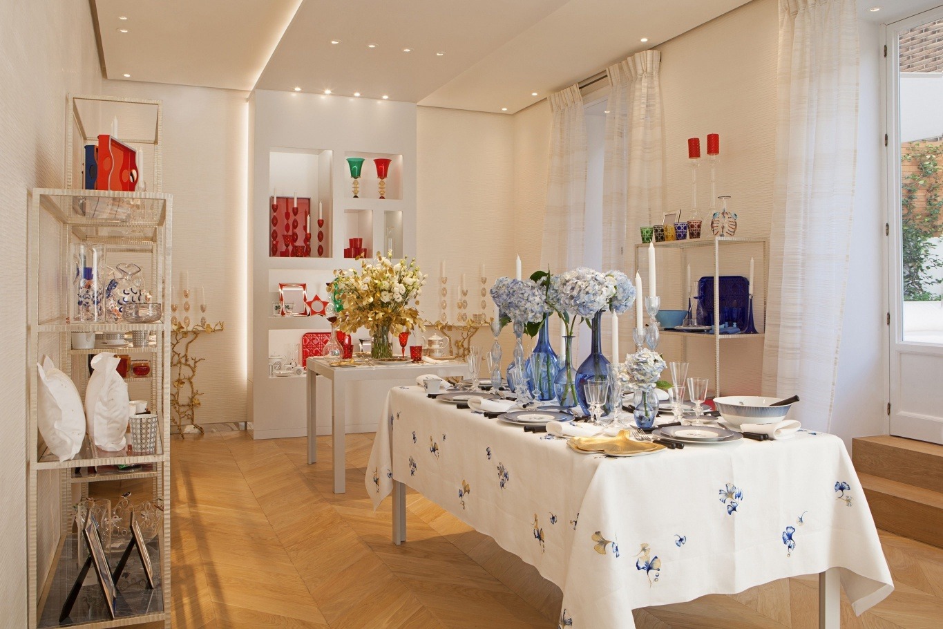 imagen 3 de Ya puedes visitar la nueva boutique Dior en Madrid.