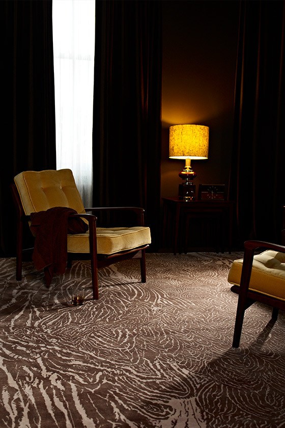 imagen 5 de Alexander McQueen alfombra los suelos más elegantes.