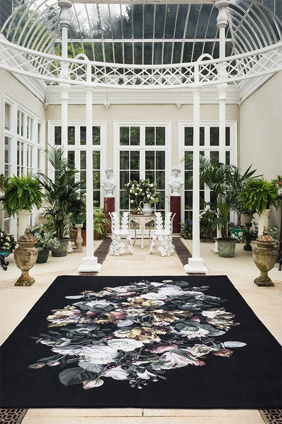 imagen 9 de Alexander McQueen alfombra los suelos más elegantes.