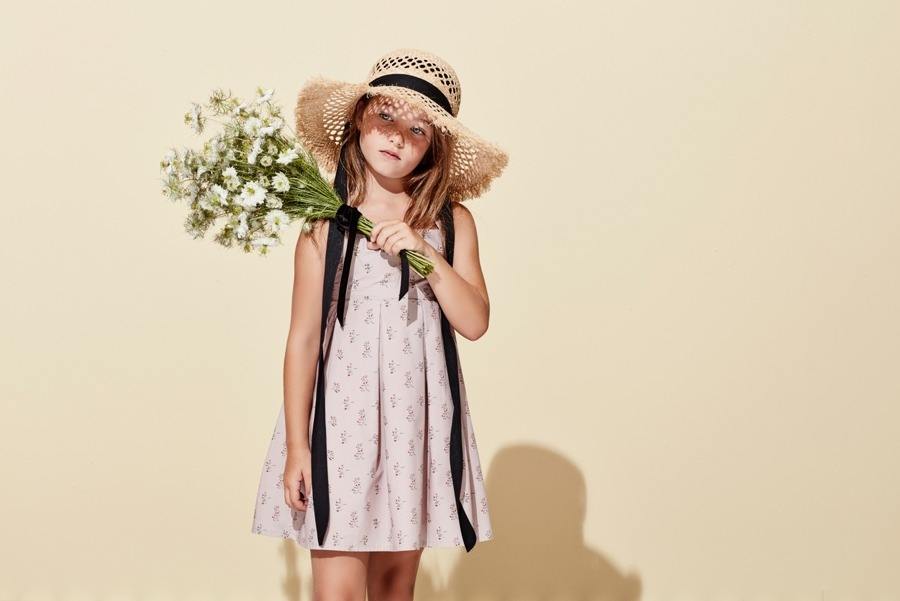 imagen 13 de Bonnet à Pompon, moda infantil de primavera con encanto francés y diseño español.