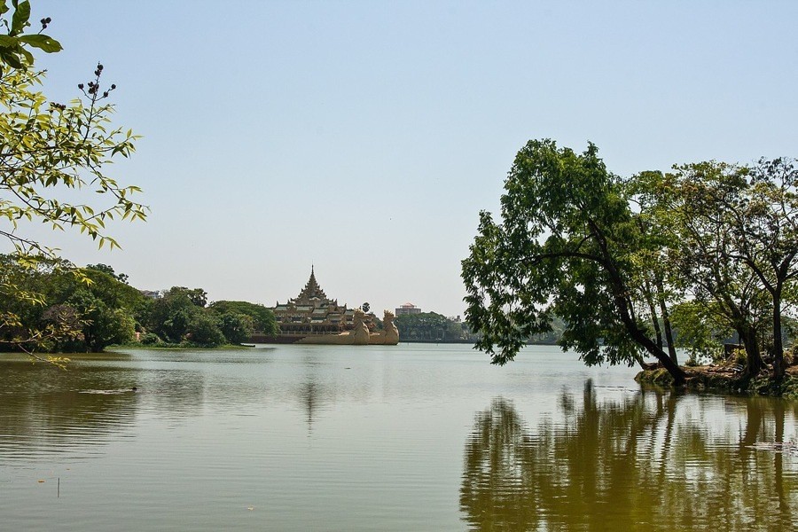 imagen 6 de El lago Kandawgyi, un imprescindible en Myanmar.