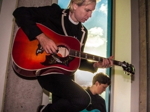 Franz Ferdinand presenta el video de “Always Ascending”.