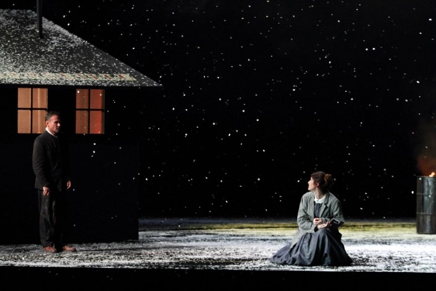imagen 21 de La melancolía de La Bohème anuncia la Navidad en el Teatro Real.