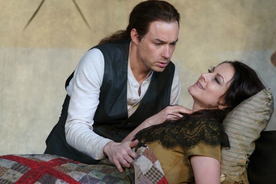 imagen 6 de La melancolía de La Bohème anuncia la Navidad en el Teatro Real.