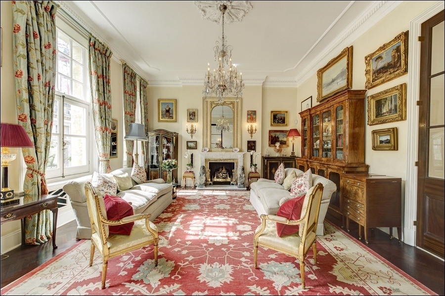 imagen 5 de Un apartamento londinense y victoriano para los amantes de la historia y la arqueología.