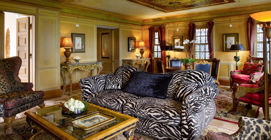 imagen 13 de La casa de Gianni Versace es el hotel más barroco de Miami.