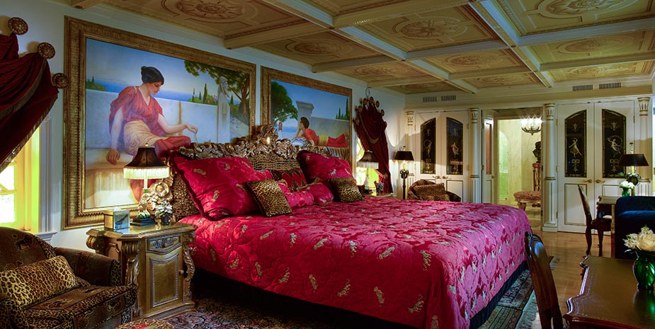 imagen 14 de La casa de Gianni Versace es el hotel más barroco de Miami.