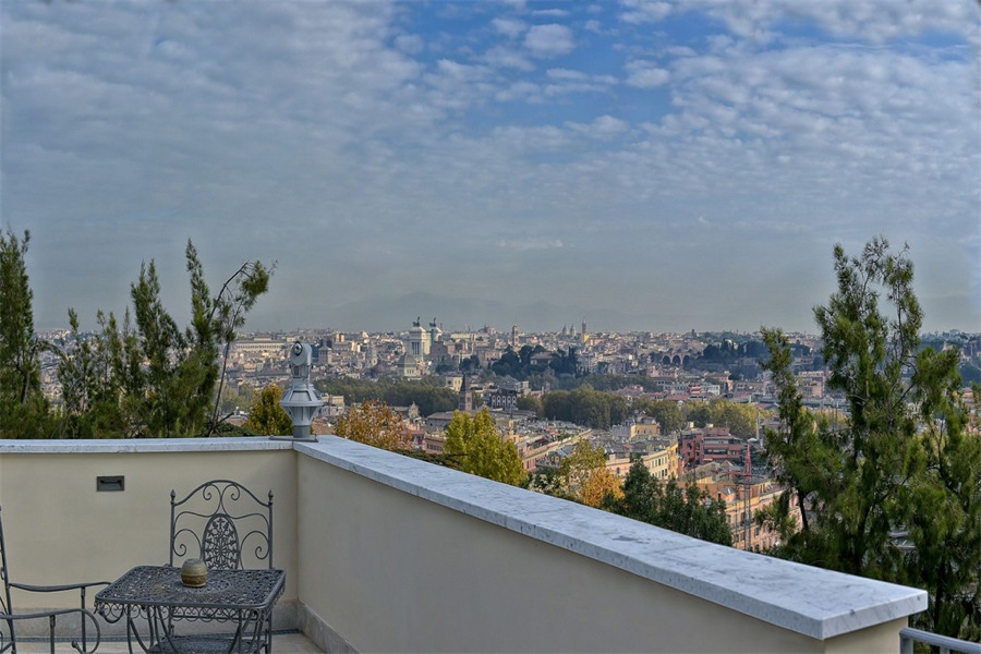 imagen 8 de La casa más bella de Roma cuesta 30 millones de euros.