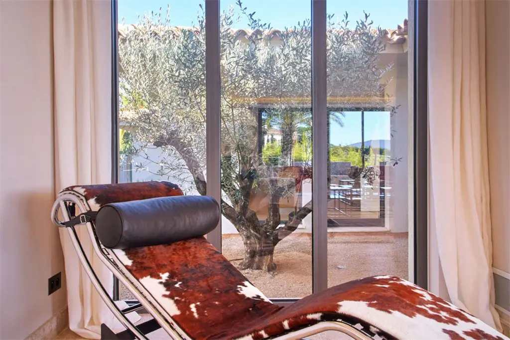 imagen 5 de Sotheby’s vende una casa de lujo en el corazón de la Riviera francesa.