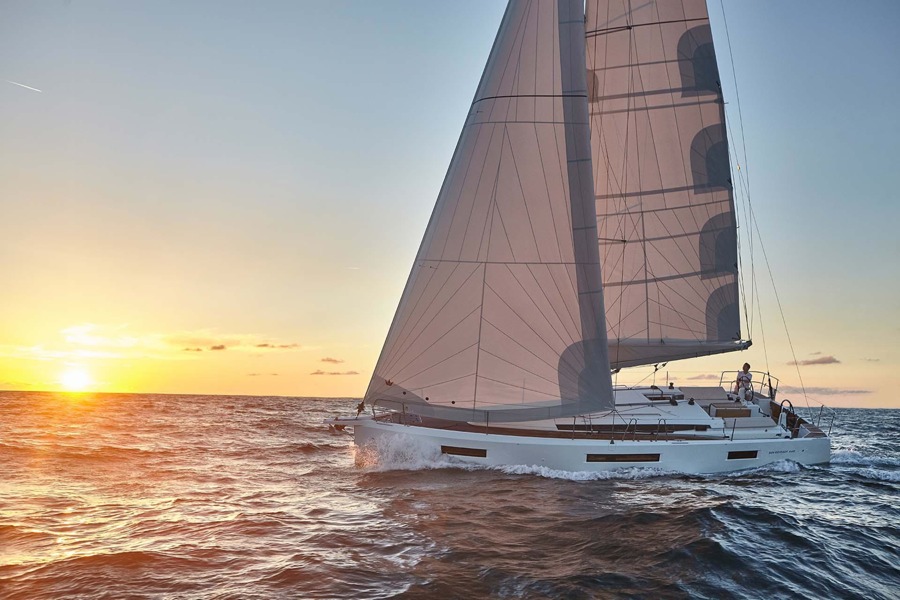 imagen 2 de Sun Odyssey 440, el yate familiar de 2018.