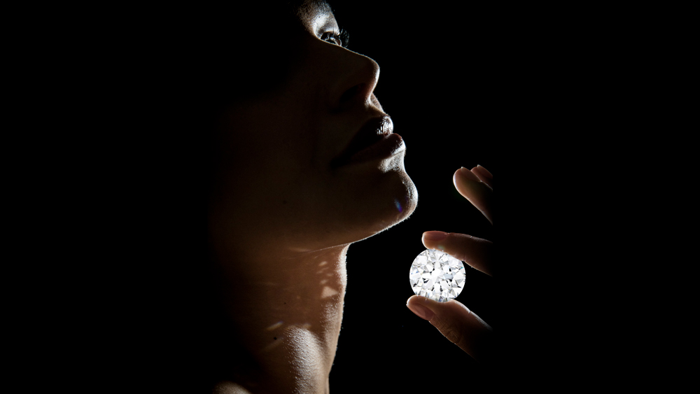 imagen 1 de El diamante redondo de máxima pureza más grande del mundo.