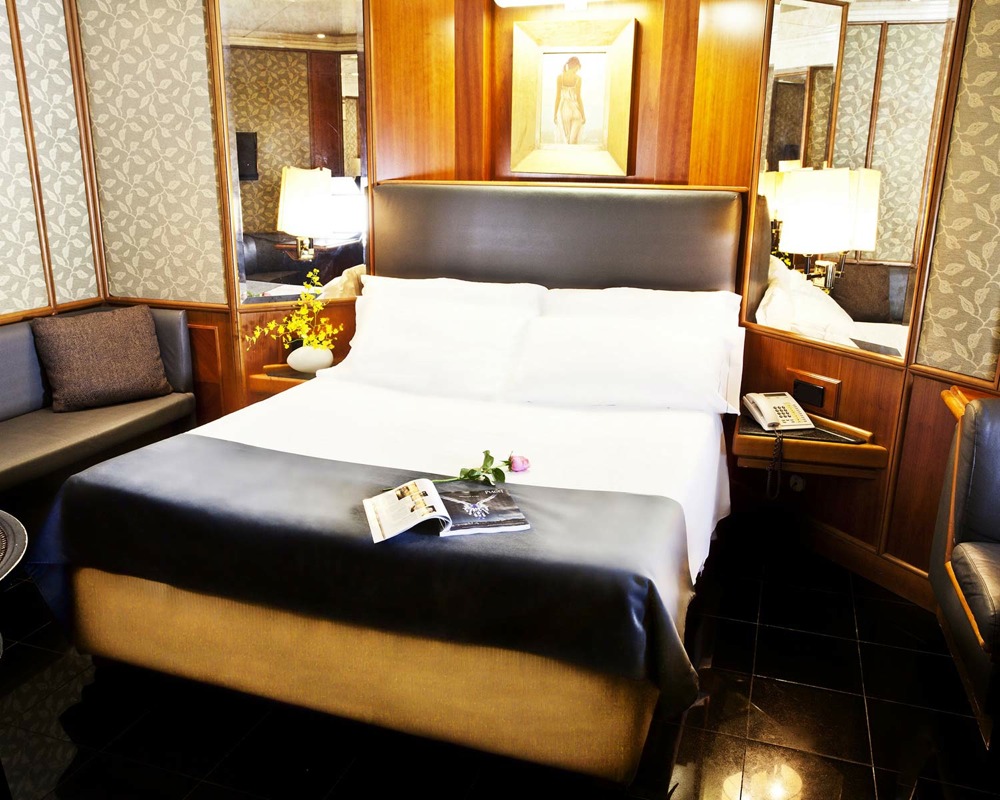 imagen 7 de Hotel Valadier, 4 estrellas, ostras y champán en el corazón de Roma.