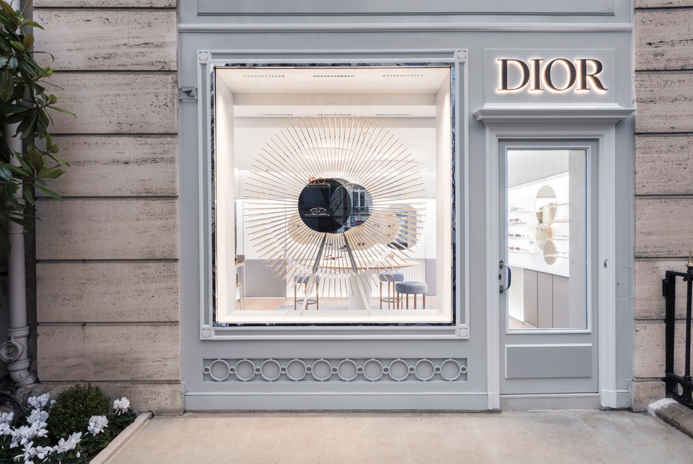 imagen 1 de Una boutique que te hará ver el mundo a ojos de Dior.
