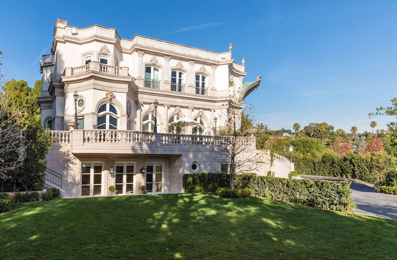 imagen 4 de Un palacio barroco en Beverly Hills, en venta por 28 millones.