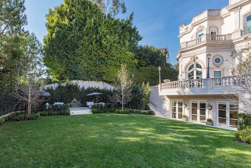 imagen 5 de Un palacio barroco en Beverly Hills, en venta por 28 millones.