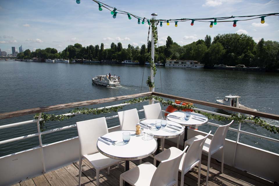 imagen 11 de Aqua Restaurant, un menú franco-italiano a orillas del Sena.