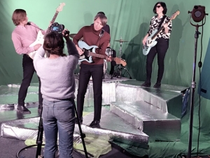 Bart & The Bedazzled es la nueva cara de Bart Davenport.