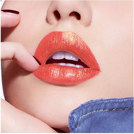 imagen 8 de Bella Hadid y sus labios Dior Addict Lacquer Plump.