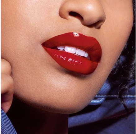 imagen 9 de Bella Hadid y sus labios Dior Addict Lacquer Plump.