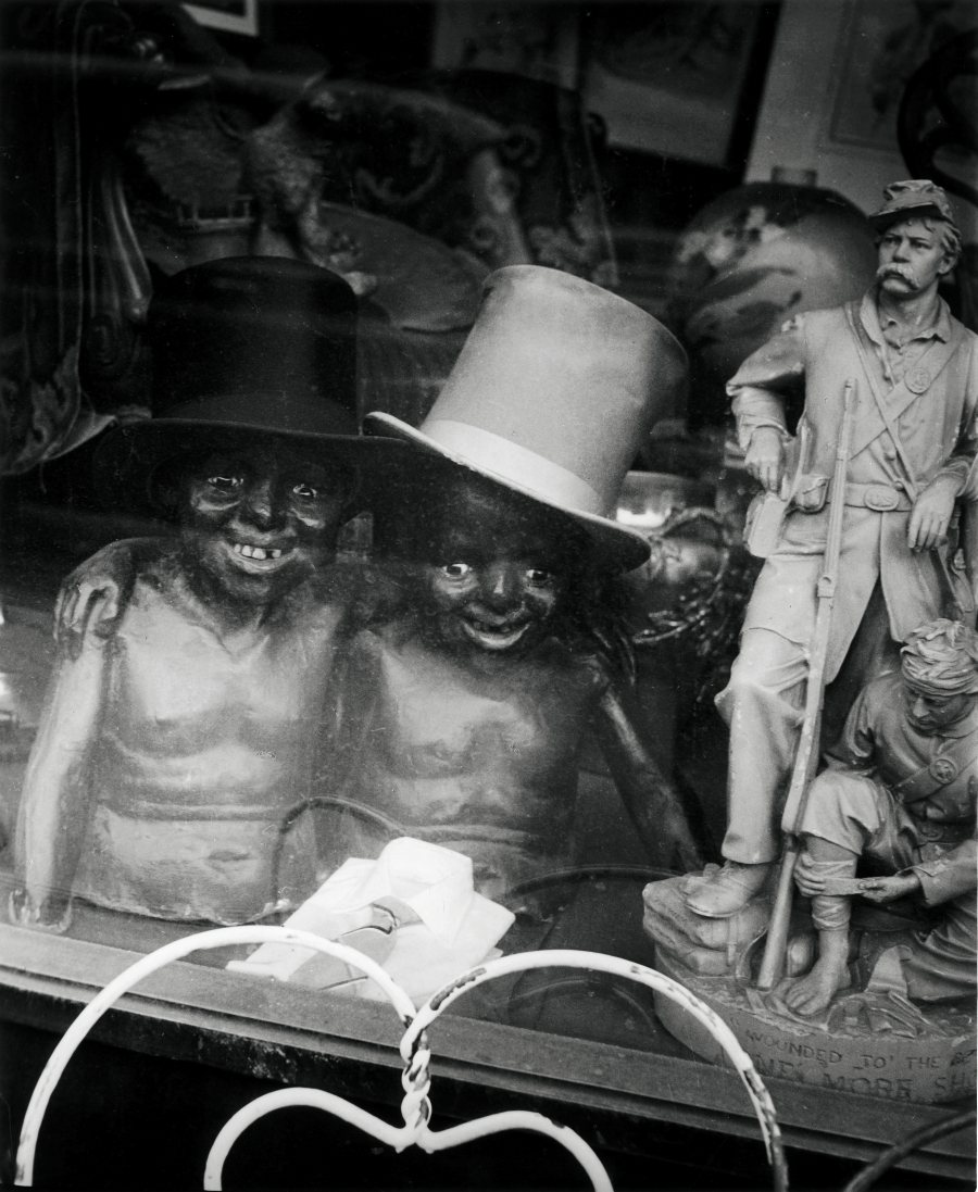 imagen 9 de Brassaï: el fotógrafo de los tugurios parisinos de los años 30.