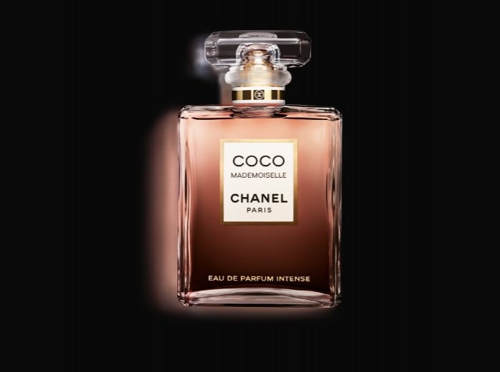 imagen 6 de Coco Mademoiselle Eau de Parfum Intense, la esencia de Elisabeth Bennet.