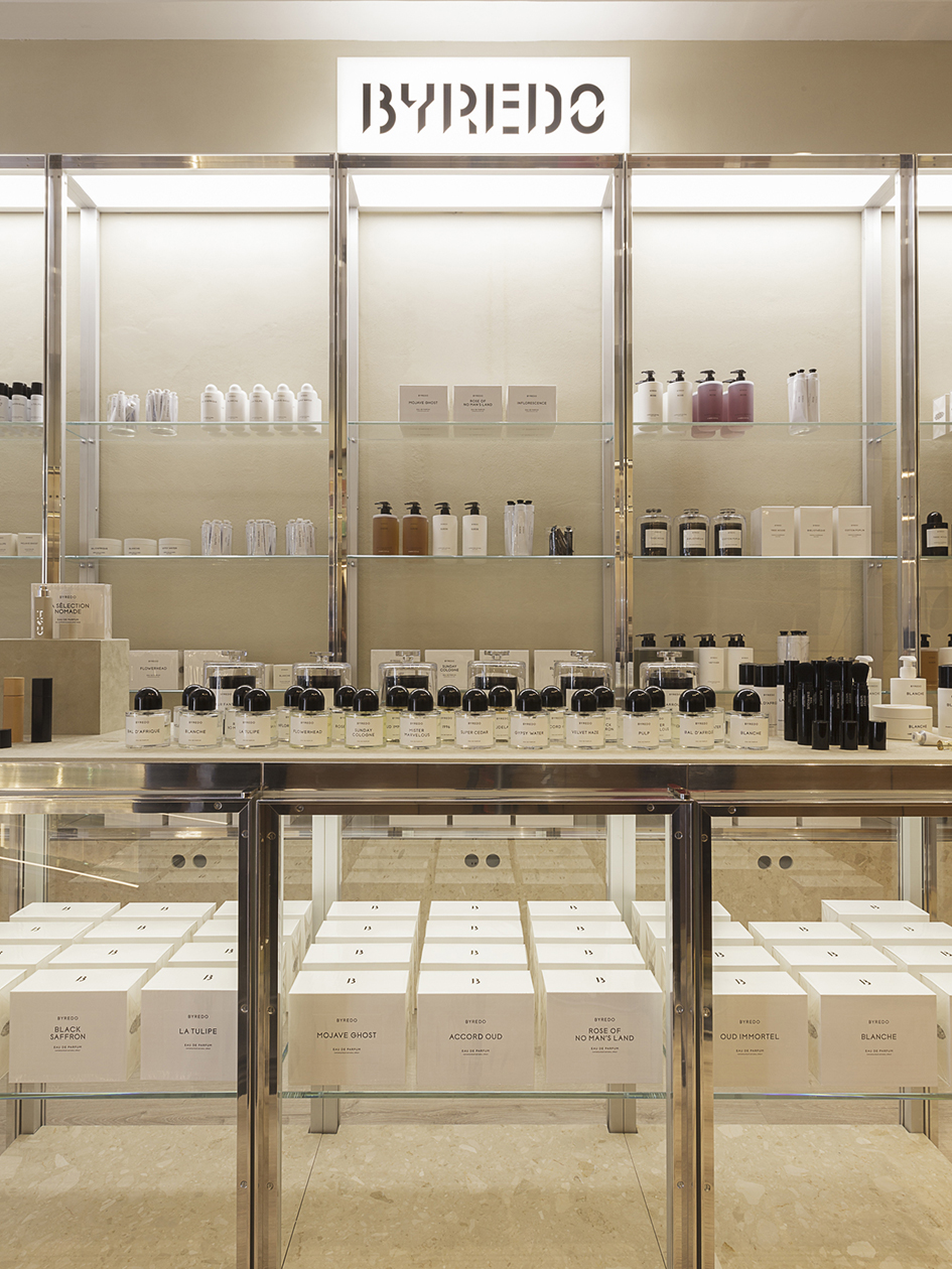 imagen 3 de La fantástica e impensable tienda de los aromas y la cosmética de Abanuc.