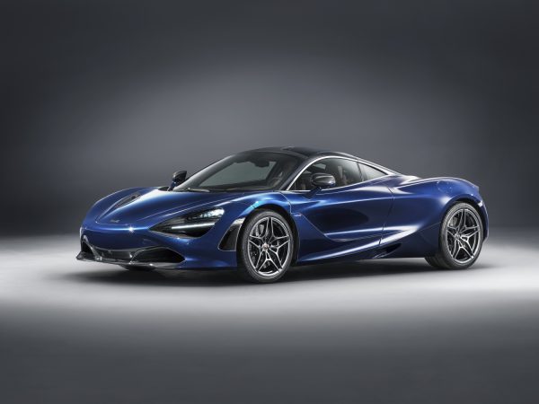 Rhapsody in Atlantic Blue, una lujosa interpretación del McLaren 720S.
