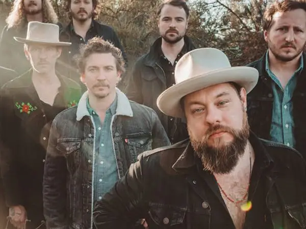 Sale al mercado lo nuevo de Nathaniel Rateliff And The Night Sweats.